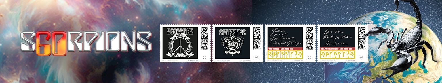 Vier Briefmarken mit Logos und Songtexten der Band Scorpions auf einer Weltkugel