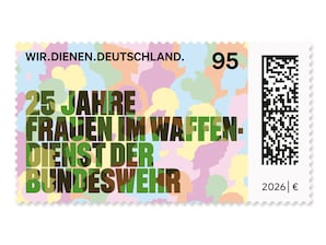 Farbiges Camouflage-Muster aus den Silhouetten von Frauen
