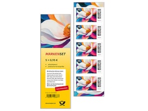 Magnolienbl�te - mit KI generierte, abstrakte Malerei 